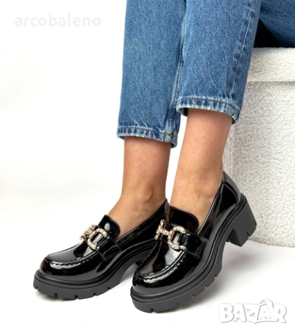 Дамски мокасини Paola от лачена кожа на висок ток с кристали, 2цвята , снимка 5 - Дамски ежедневни обувки - 53406922