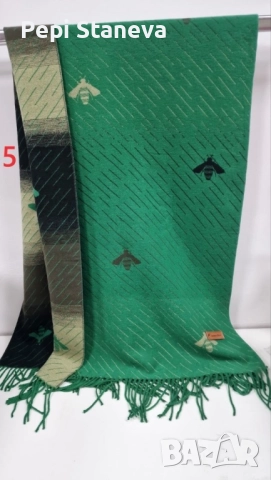 Кашмирен шал на  пчели уникален дизайн  две лица, снимка 5 - Шалове - 52749123