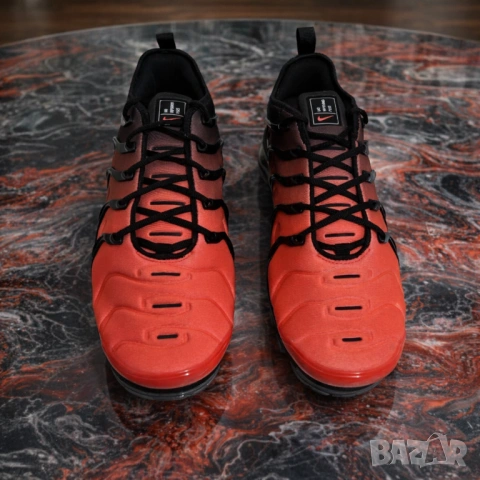 НОВИ: Nike Air VaporMax+, разм. 42.5, 100% оригинал, снимка 3 - Ежедневни обувки - 52395518