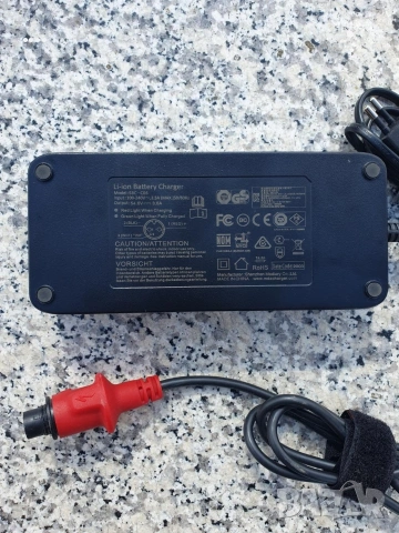 Зарядни за Ел. Велосипеди , снимка 3 - Велосипеди - 53413809