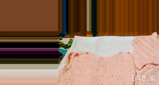 Бебешки дрешки ръчно плетиво, подходящи за възраст до 12 месеца, снимка 4 - Жилетки и елечета за бебе - 51441846