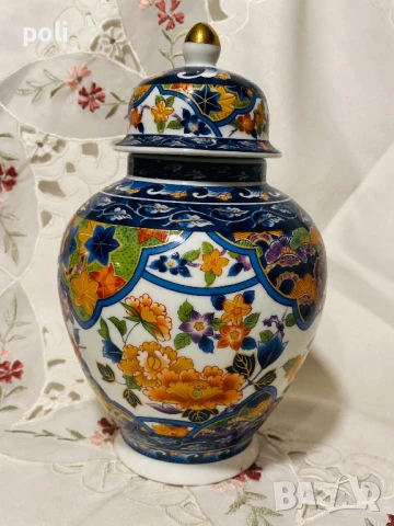 японски порцеланов буркан 