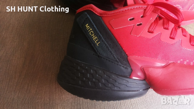 Adidas D.O.N. Issue Little Kid 'Future of Fast Размер EUR 35 / UK 2 1/2 детски маратонки 298-14-S, снимка 3 - Детски маратонки - 52641833