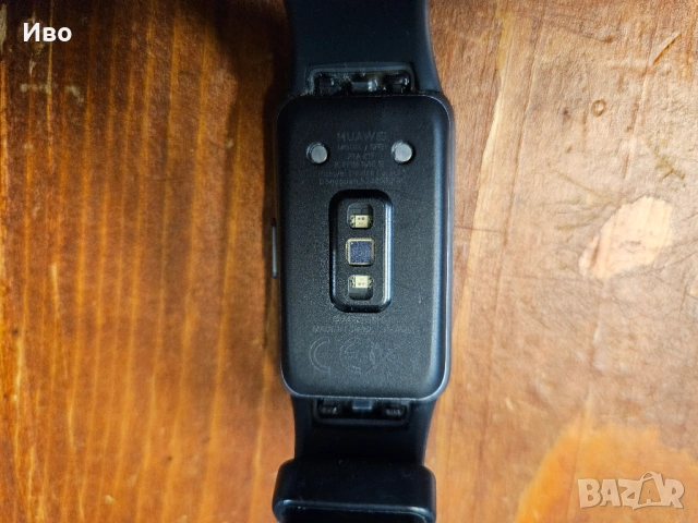Smart watch Huawei band 6 В отлично техническо и визуално състояние., снимка 7 - Смарт часовници - 53123379