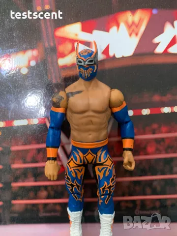 Екшън фигура WWE Sin Cara Син Кара Basic Series Dark Blue Lucha играчка, снимка 8 - Колекции - 48363374