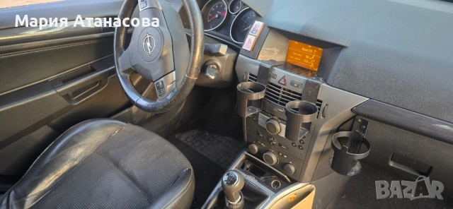 Опел Астра Н 1.6,105кс, снимка 6 - Автомобили и джипове - 52480422