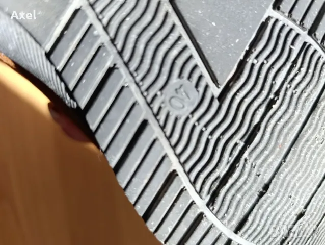 Маркови 40 номер обувки, снимка 9 - Дамски ежедневни обувки - 49494552