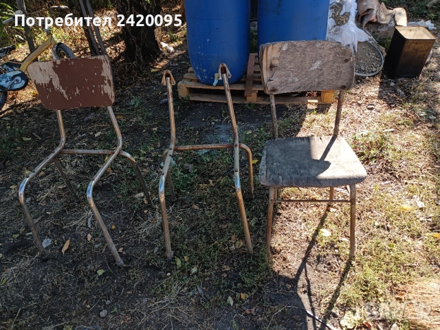 3 броя железни стола-50лв, снимка 2 - Столове - 51792837