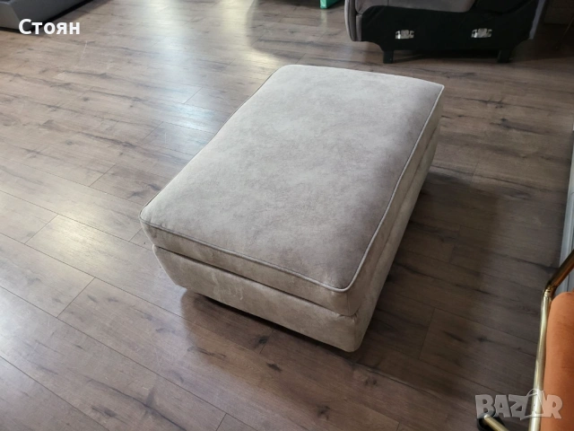 Голяма бежова табуретка от плат с функция ракла, снимка 6 - Дивани и мека мебел - 53868673