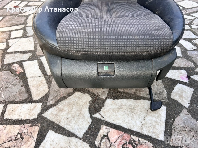 Салон седалки за Мерцедес Е-класа W211. Предни лява и дясна на части!!!, снимка 5 - Аксесоари и консумативи - 52843982