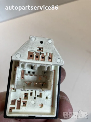 Бутон за странично огледало за KIA Ceed 1.6 CRDi (2010) 457480, снимка 2 - Части - 53246123