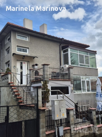 продава два етажа от къща , снимка 7 - Къщи - 53659495