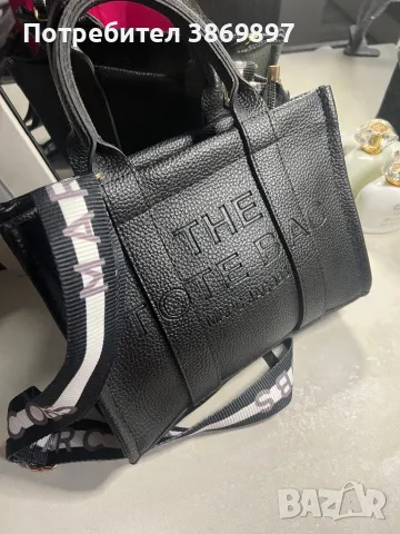 Чанта Tote, снимка 1 - Чанти - 48529545