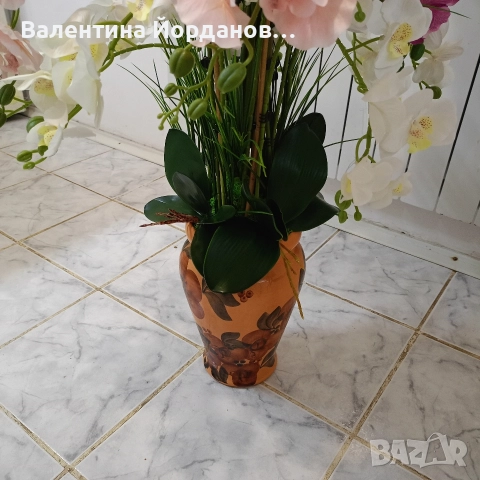 огромна орхидея в керамична ваза с 22 цветоноса, снимка 5 - Декорация за дома - 52905781
