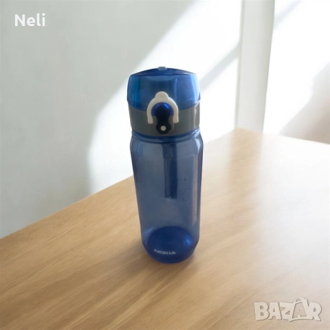 Два модела спортни шишета за вода
