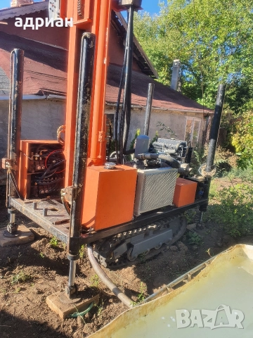 верижна самоходна сондажна машина