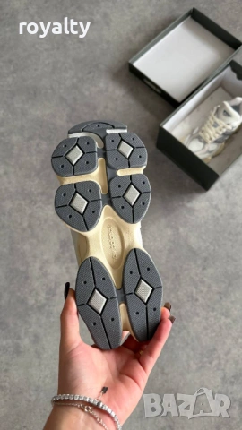 New Balance 9060 Нови Оригинални Маратонки Ню Баланс , снимка 6 - Маратонки - 54113272