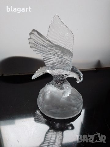 Кристален орел статуетка, снимка 1 - Статуетки - 45422565