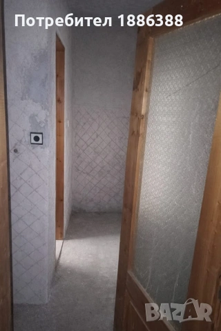 Двуетажна тухлена къща с гараж, снимка 15 - Къщи - 53223201