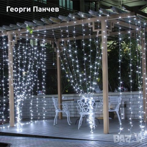 Коледна украса - LED светеща завеса, 300x60 см