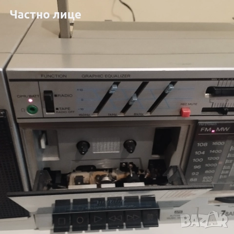 Радиокасетофон SONY, снимка 4 - Радиокасетофони, транзистори - 52256284