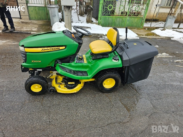ТРАКТОРНА КОСАЧКА JOHN DEERE/KAWASAKI 18.K.C. X300R. ПЕРФЕКТНА , снимка 2 - Градинска техника - 53223272