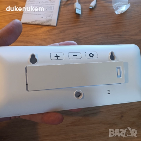 Дигитален стенен часовник, големи цифри, температура, безшумен, снимка 9 - Декорация за дома - 52812499