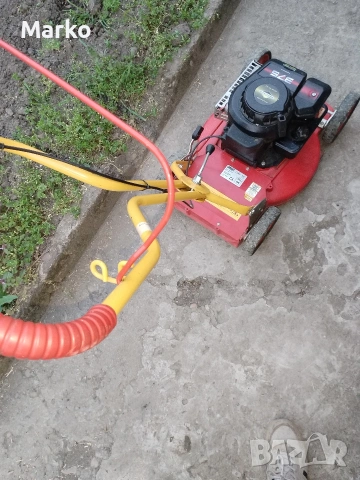 Бензинова косачка , снимка 2 - Градинска техника - 54246513