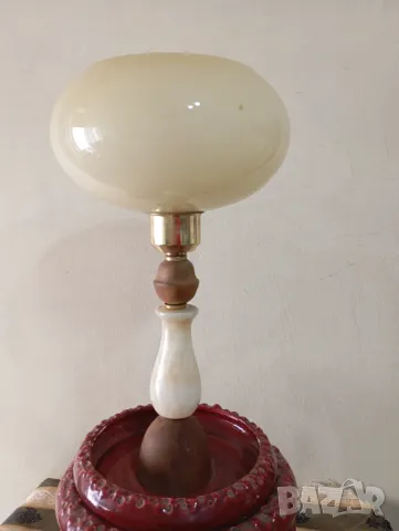 Стара настолна лампа, снимка 3 - Настолни лампи - 49894558
