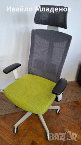 Ергономичен офис стол, снимка 5 - Столове - 54224591