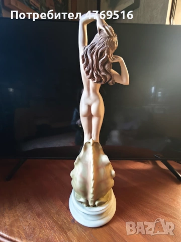 СТАТУЕТКА НА ВЕНЕРА, снимка 3 - Антикварни и старинни предмети - 53885776