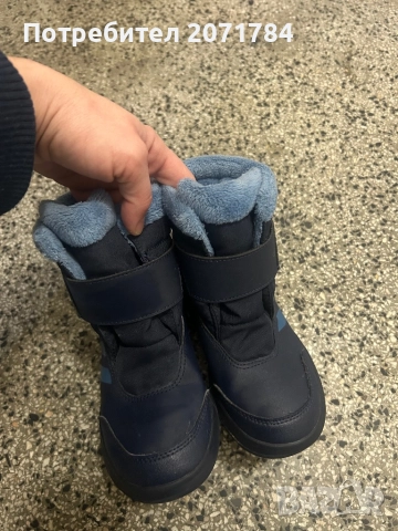 Ботушки Adidas 29 номер, снимка 5 - Детски боти и ботуши - 52436524