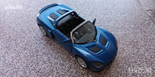 2003 Opel Speedster Turbo Kinsmart - Мащаб 1:32, снимка 5 - Колекции - 48307250