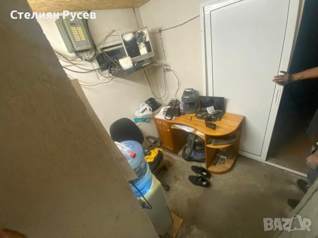 гараж / работещ бизнес / имот / склад / цех в гр. Силистра 98кв.м - до магазин Жоан / до Даритранс -, снимка 10 - Производствени сгради - 51982639