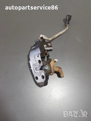 Механизъм на бравата на предната дясна врата за KIA Carnival CRDi (2002–2006)