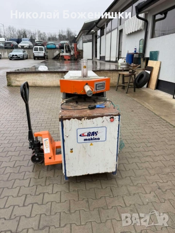 Ъглопочистваща машина за ПВЦ дограма 