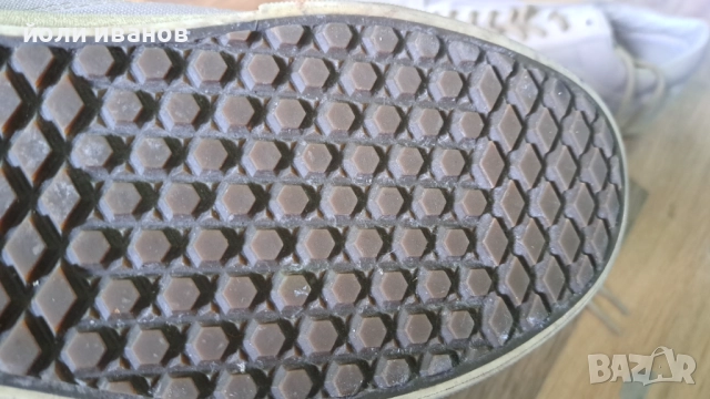 Vans -нови кожени маратонки 46 номер, снимка 4 - Маратонки - 52289469