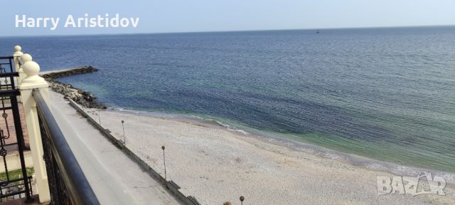 Етажи и студия продава на брега на морето в Поморие, снимка 4 - Aпартаменти - 45078507