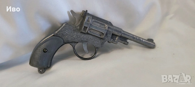 Изцяло метален револвер с капси Наган 1895 СССР 