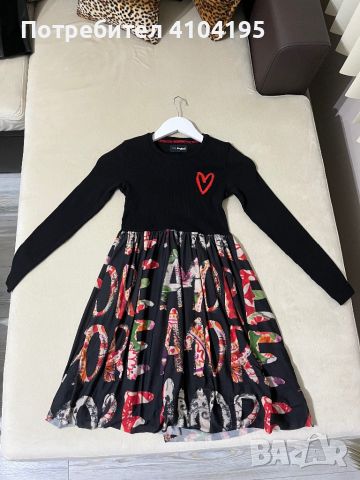 Продавам детска рокля на Desigual, снимка 1 - Детски рокли и поли - 45829389