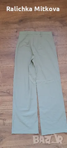 Дамски панталон Bershka, снимка 2 - Панталони - 49939149