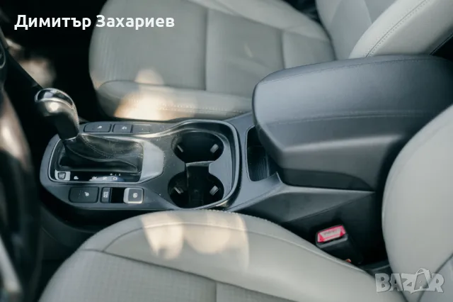 Hyundai Santa Fe, снимка 14 - Автомобили и джипове - 47834419