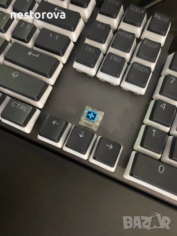 Клавиатура Steelseries Apex 5 + Steelseries PrismCaps , снимка 3 - Клавиатури и мишки - 52371451