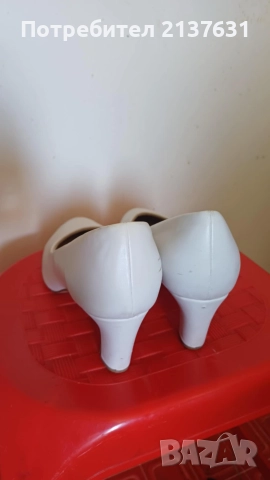 ДАМСКИ БЕЛИ ОБУВКИ - N 39, снимка 3 - Дамски елегантни обувки - 51790795