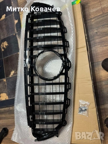 Предна решетка за E-class W213, снимка 2 - Части - 53768619