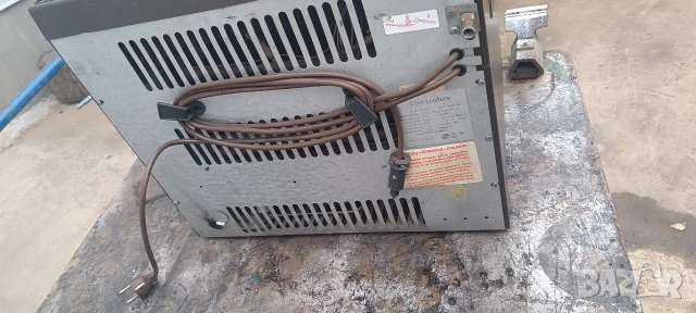 хладилници на газ 12волта и 220волта, снимка 12 - Хладилници - 53910905