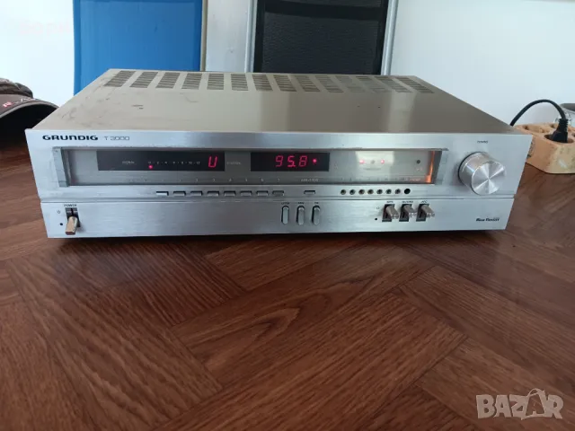 GRUNDIG T 3000 Стерео Тунер, снимка 1 - Радиокасетофони, транзистори - 46956391