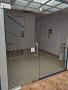 Помещение под наем за офис или магaзин​ 17 кв.м в Търговски комплекс „ЖАКО“, 150€, снимка 2