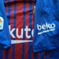 Барселона футболна тениска №10 Меси фенска размер С, снимка 3 - Футбол - 45082296