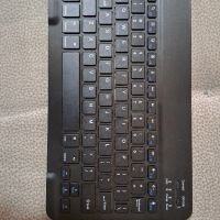безжична клавиатура , снимка 1 - Клавиатури и мишки - 45465314